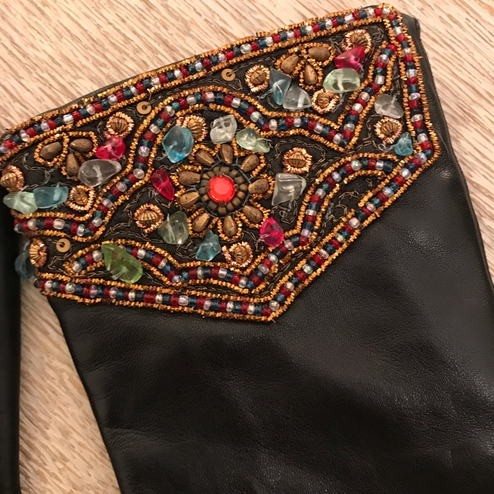 Retro Black Long Leather Jewel Trimmed Gloves - Picture 4 of 11